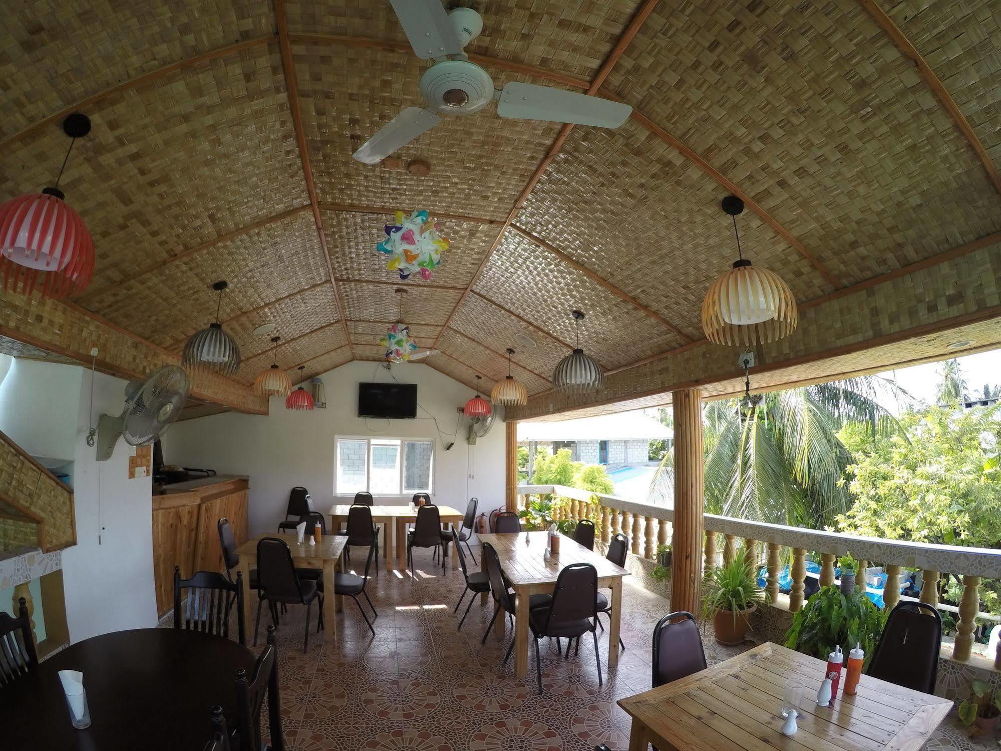Hotel Venturo Maldives Maafushi Exterior foto
