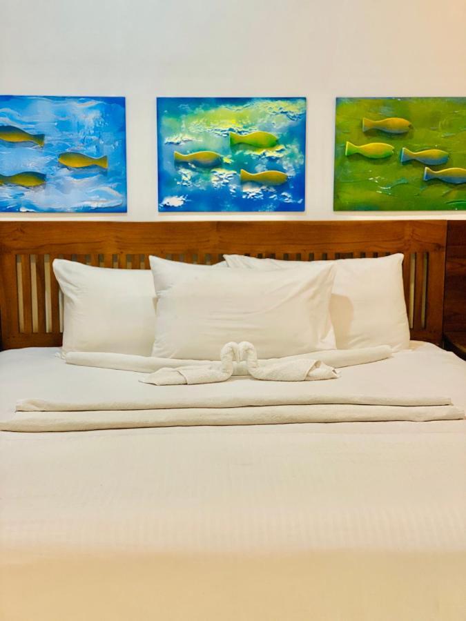 Hotel Venturo Maldives Maafushi Exterior foto